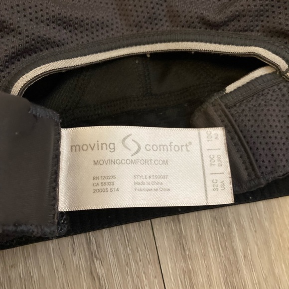 Moving Comfort Running Bra - Picture 6 of 7